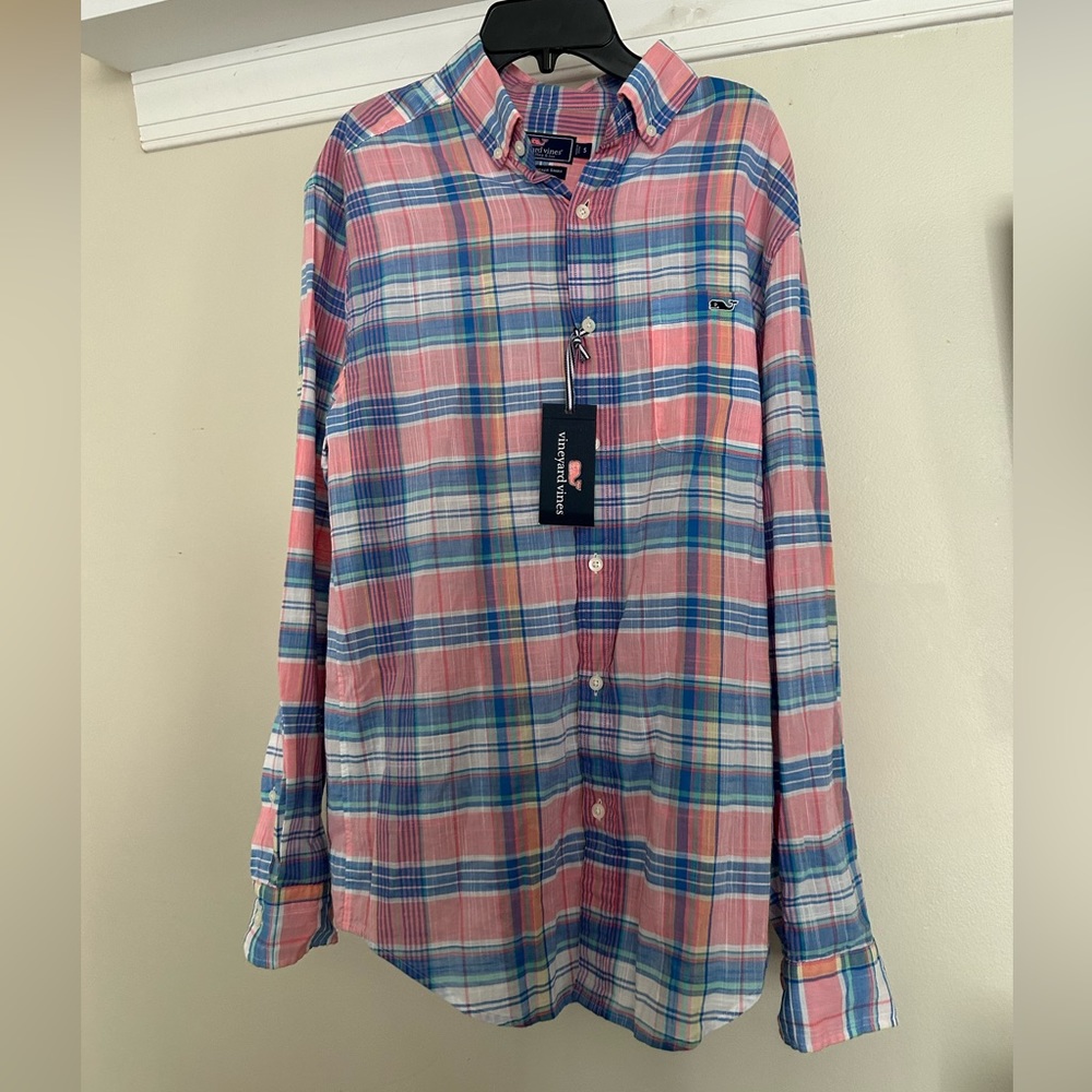 Pink/blue/yellow/white Vineyard Vines button down